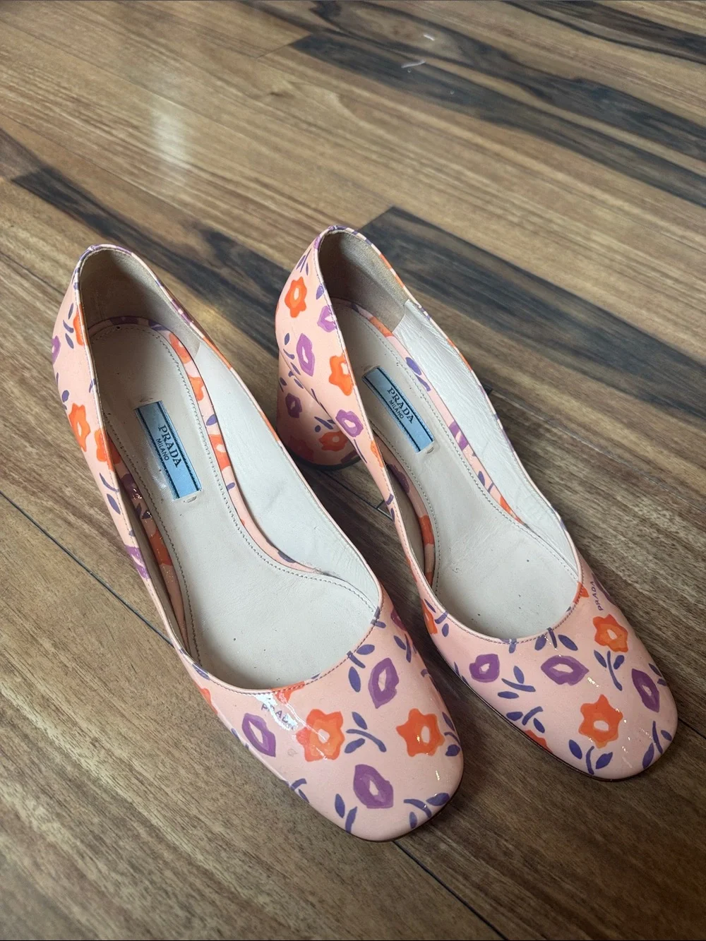 Prada Peach Floral Block Heel Pumps sz 39 - Picture 3 of 12
